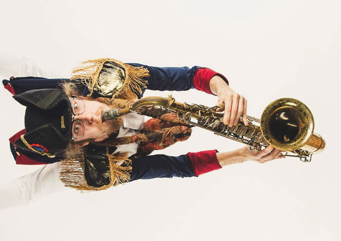 Casey Frensz: “Captain Queso and the Revealing Science of Groove” – an ambitious and uncompromising listen