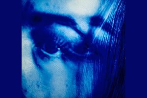 Andie Loui Unveils ‘Another Bad Idea’, a Tense and Cinematic First Album